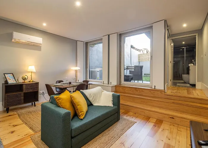 Camellia Garden Porto