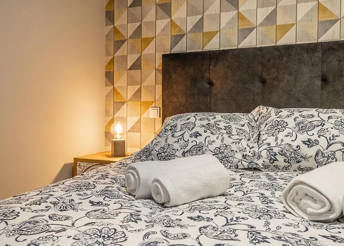 Апартаменты Camellia Garden